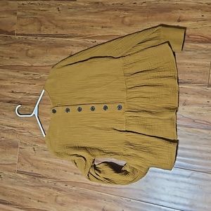 Madewell button back peplum top